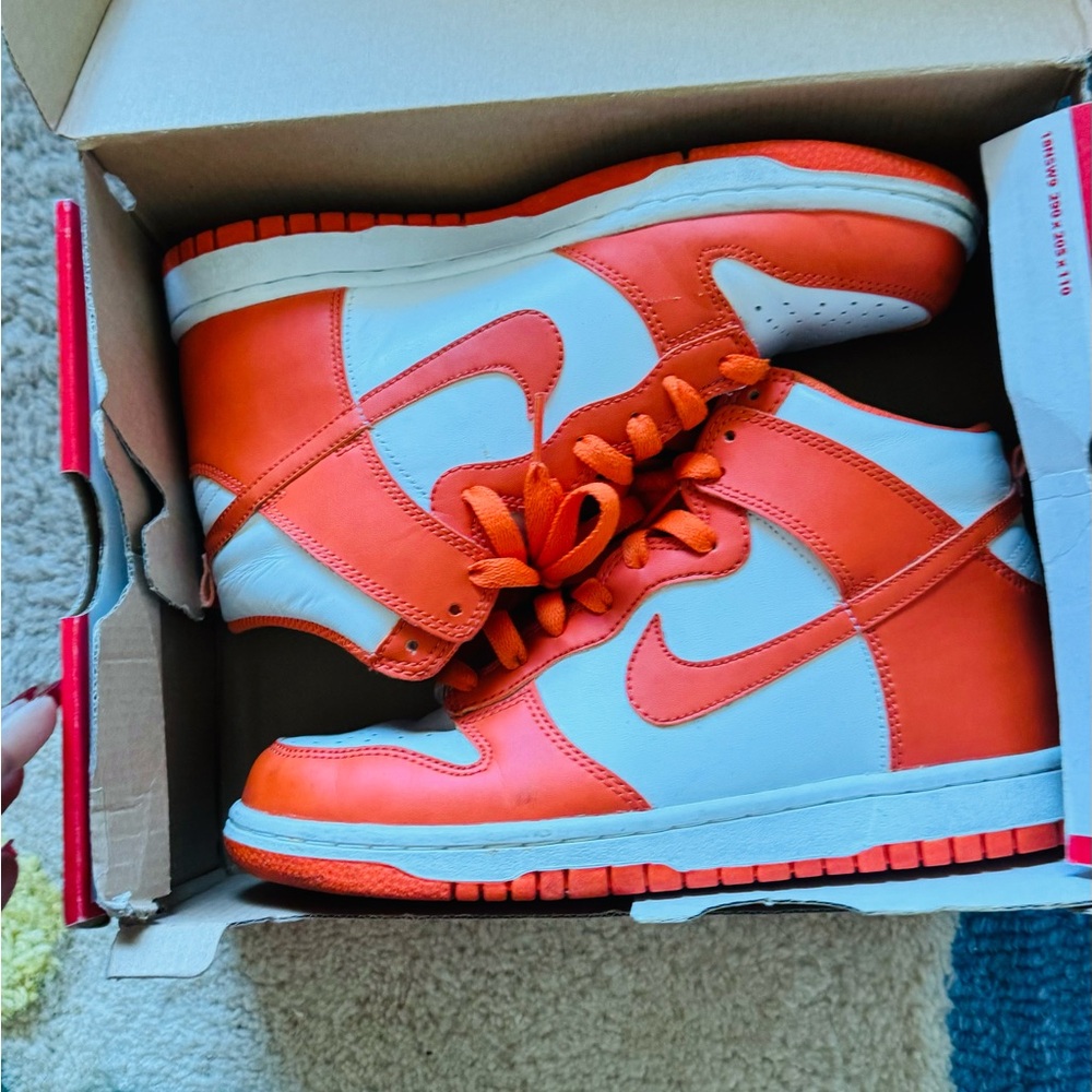 Dunks - Picture 2 of 6